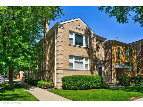6100 N Campbell Ave, Chicago, IL 60659