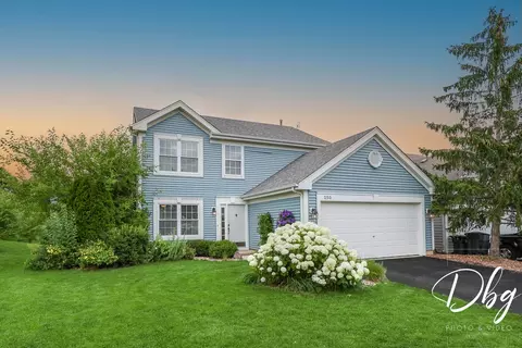 250 Jasmine Cir, Lindenhurst, IL 60046