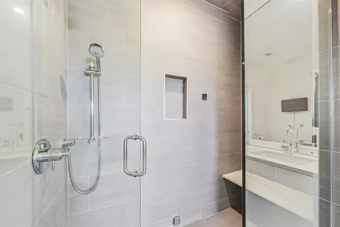 731 W 15th St, Chicago, IL 60607 photo 13