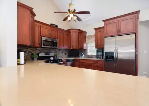 16629 Apache Dr, Lockport, IL 60441 photo 5