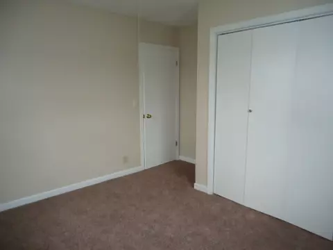 Bedroom - 305 E 4th St, Gridley, IL 61744 photo 2 of 4