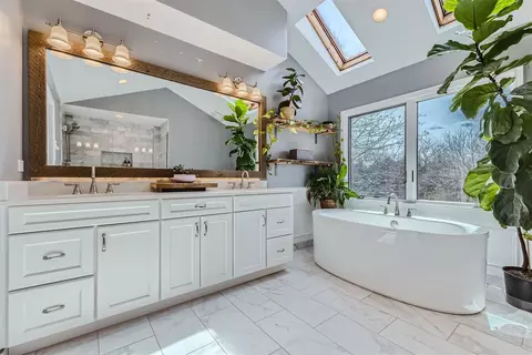 4952 Essington Ct, Hoffman Estates, IL 60010 photo 24