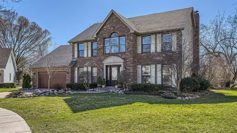 4952 Essington Ct, Hoffman Estates, IL 60010
