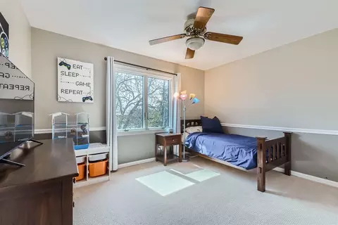4952 Essington Ct, Hoffman Estates, IL 60010 photo 30