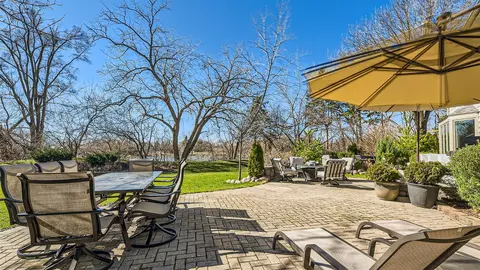4952 Essington Ct, Hoffman Estates, IL 60010 photo 42