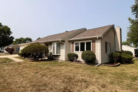 202 Belmont Dr, Romeoville, IL 60446