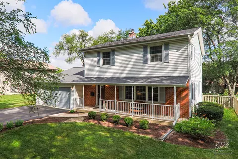 109 Triton Ln, Naperville, IL 60540