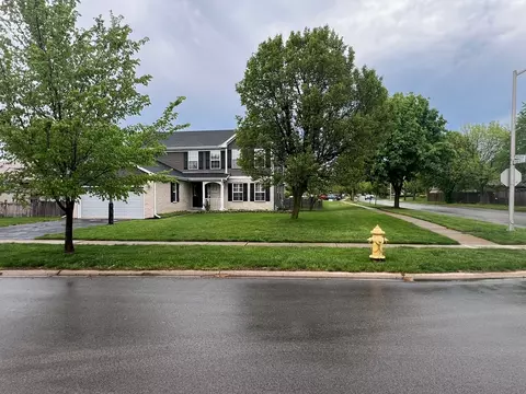 1744 Apple Valley Rd, Bolingbrook, IL 60490