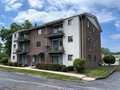 6335 175th St #3S, Tinley Park, IL 60477
