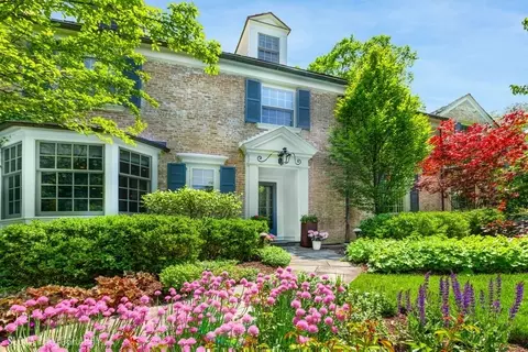 161 Apple Tree Rd, Winnetka, IL 60093 photo 3