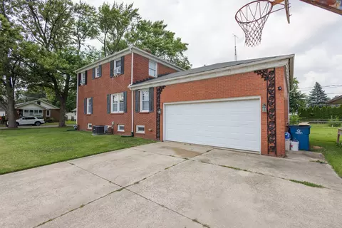 396 S Cannon Ave, Kankakee, IL 60901 photo 3
