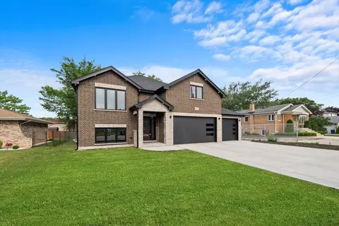 8540 Normandy Ave, Burbank, IL 60459