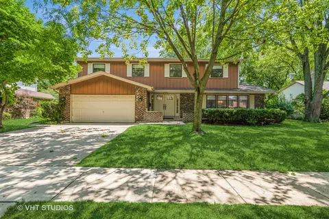 1145 S Salem Ln, Arlington Heights, IL 60005