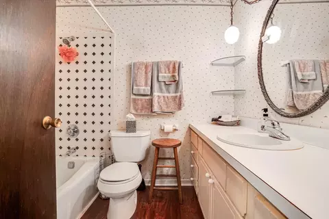 13 Redwood Trl, Wheeling, IL 60090 photo 12