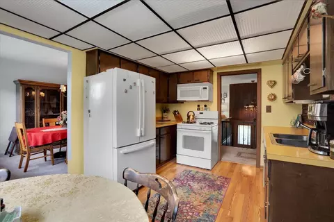 13 Redwood Trl, Wheeling, IL 60090 photo 10