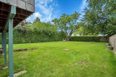 13 Redwood Trl, Wheeling, IL 60090 photo 31