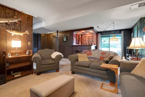 13 Redwood Trl, Wheeling, IL 60090 photo 24