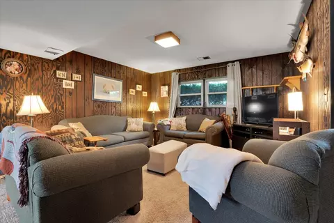 13 Redwood Trl, Wheeling, IL 60090 photo 22