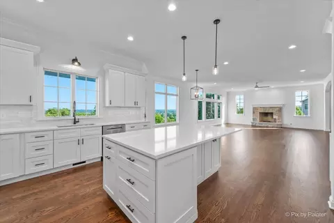 Kitchen - 6619 Burning Tree Cir, Mchenry, IL 60050 photo 2 of 3