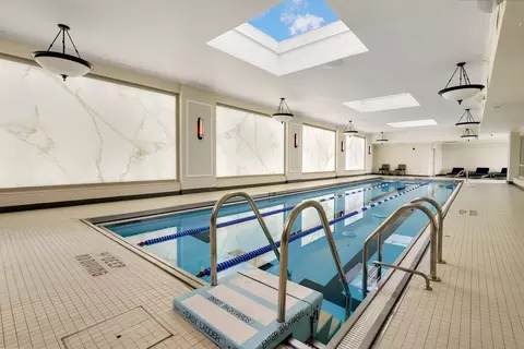 57 E Delaware Pl #2306, Chicago, IL 60611 photo 26