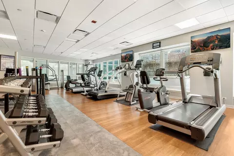 57 E Delaware Pl #2306, Chicago, IL 60611 photo 32