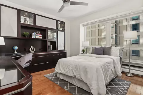 57 E Delaware Pl #2306, Chicago, IL 60611 photo 20