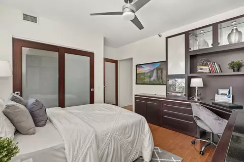 57 E Delaware Pl #2306, Chicago, IL 60611 photo 22