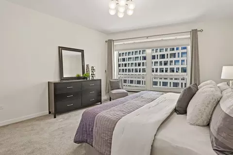 57 E Delaware Pl #2306, Chicago, IL 60611 photo 14