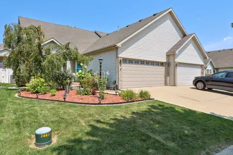 3912 Inverness Rd, Champaign, IL 61822