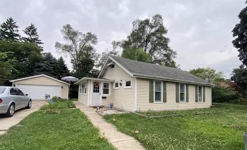 1825 Howard Ave, Des Plaines, IL 60018