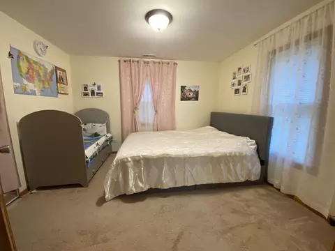 Bedroom - 1825 Howard Ave, Des Plaines, IL 60018 photo 1 of 3