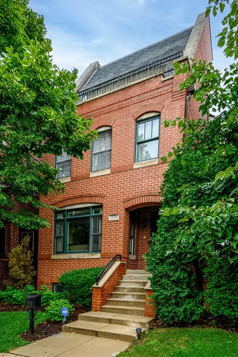 1330 W 32nd Pl, Chicago, IL 60608
