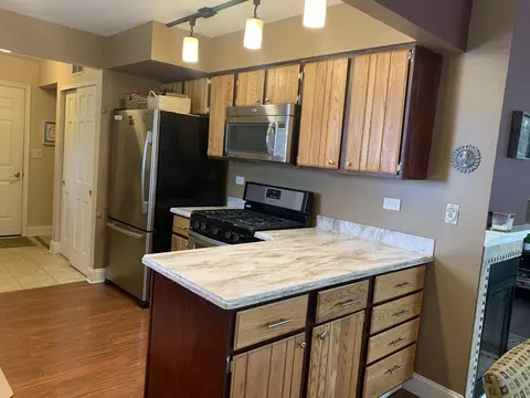 1091 Devonshire Ave, Naperville, IL 60540 photo 6