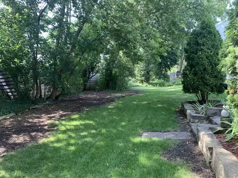 1091 Devonshire Ave, Naperville, IL 60540 photo 31