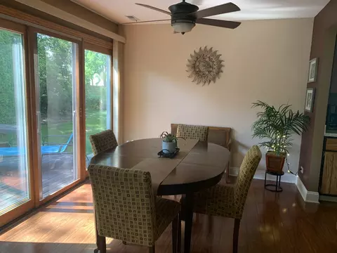 1091 Devonshire Ave, Naperville, IL 60540 photo 11