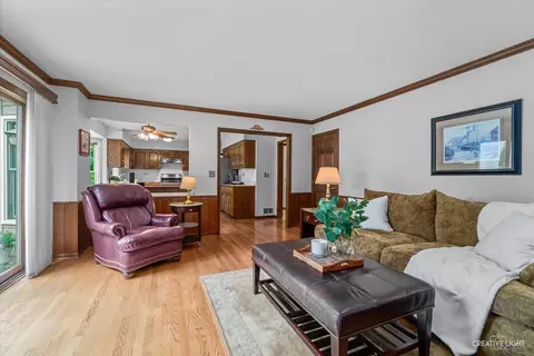 504 W Bailey Rd, Naperville, IL 60565 photo 9