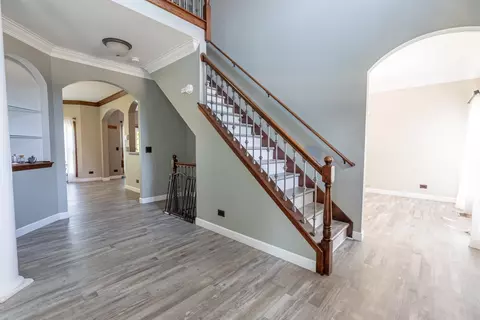 2364 Avalon Ct, Aurora, IL 60503 photo 3