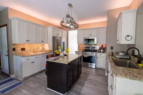 2364 Avalon Ct, Aurora, IL 60503 photo 7