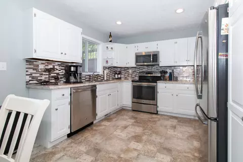 Kitchen - 2 Ivey Ct, Bloomington, IL 61701 photo 2 of 2