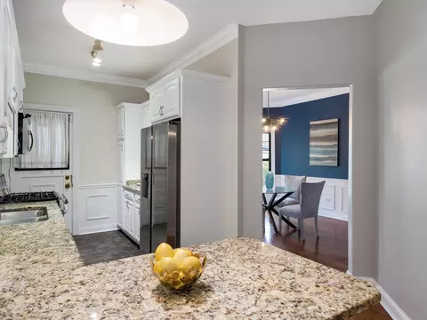 740 W Bittersweet Pl #2E, Chicago, IL 60613 photo 30