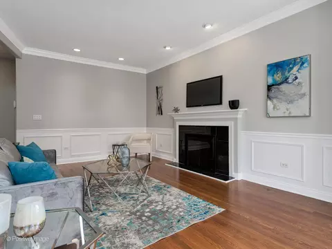 740 W Bittersweet Pl #2E, Chicago, IL 60613 photo 21