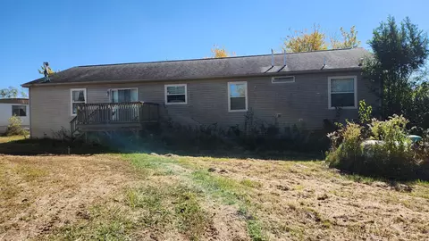 424 E Corning Rd, Beecher, IL 60401 photo 3