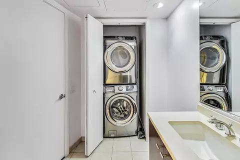 60 E Monroe St #3601, Chicago, IL 60603 photo 32