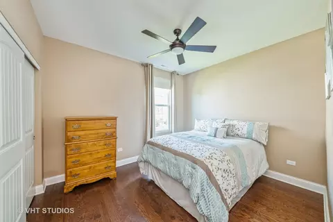 2445 Vista Trl, Elgin, IL 60124 photo 26