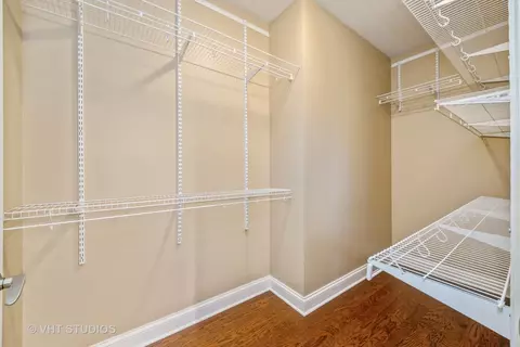 2445 Vista Trl, Elgin, IL 60124 photo 20