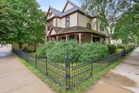 212 E University Ave, Champaign, IL 61820 photo 2