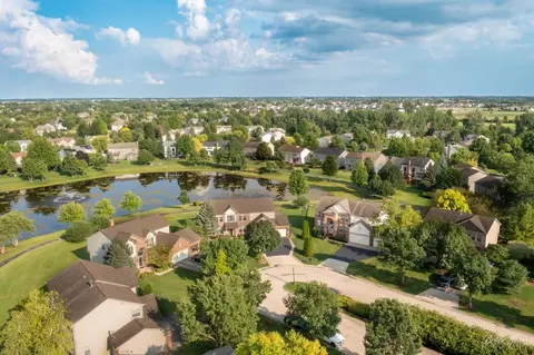View/Area - 5 Quayside Ct, Algonquin, IL 60102 photo 3 of 3
