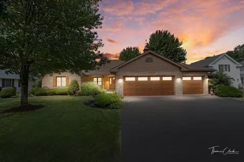 316 Hans Brinker Rd, Peotone, IL 60468