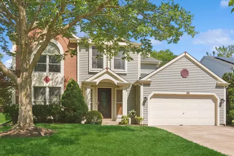 189 N Fiore Pkwy, Vernon Hills, IL 60061