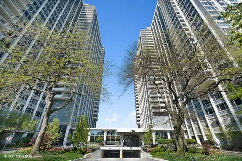 4250 N Marine Dr #1815, Chicago, IL 60613